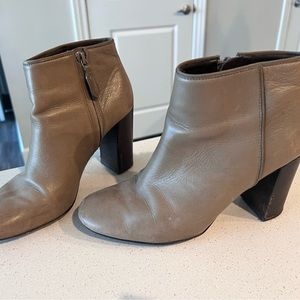 Tory Burch Ankle Bootie - Size 7